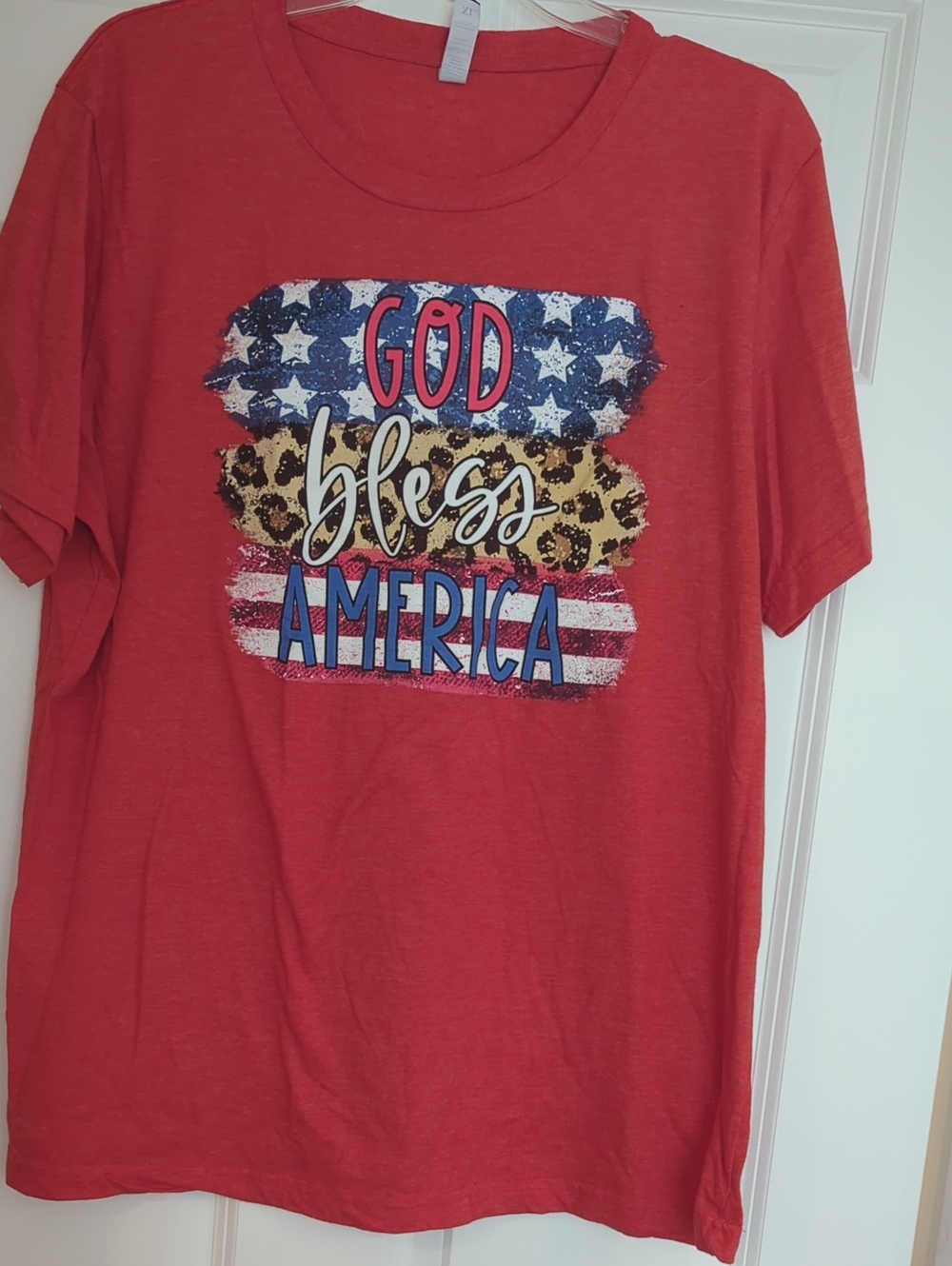 Women’s Red 'God Bless America' Short Sleeve Graphic Tee - Patriotic Print